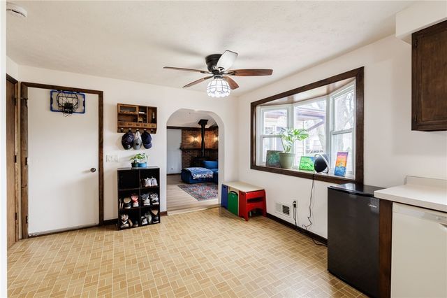 311 Squire Dale Lane, Greece, NY 14612