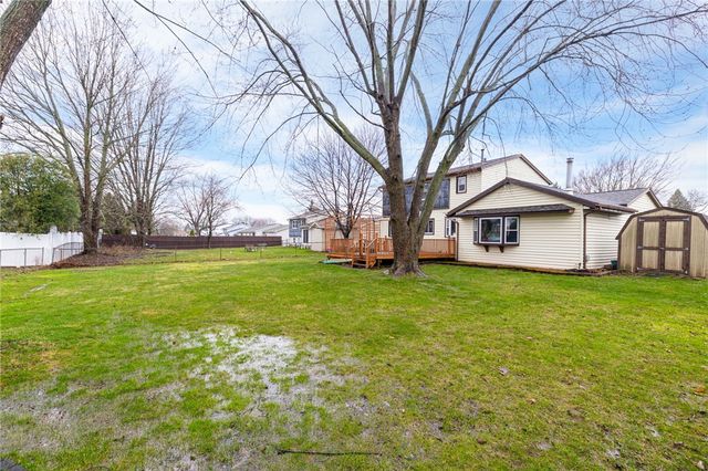 311 Squire Dale Lane, Greece, NY 14612