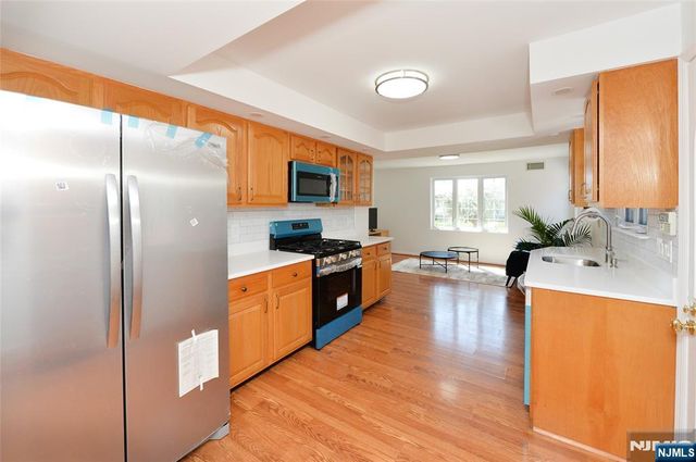 17-23 Berdan Avenue, Fair Lawn, NJ 07410