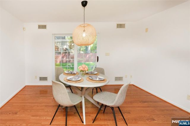 17-23 Berdan Avenue, Fair Lawn, NJ 07410