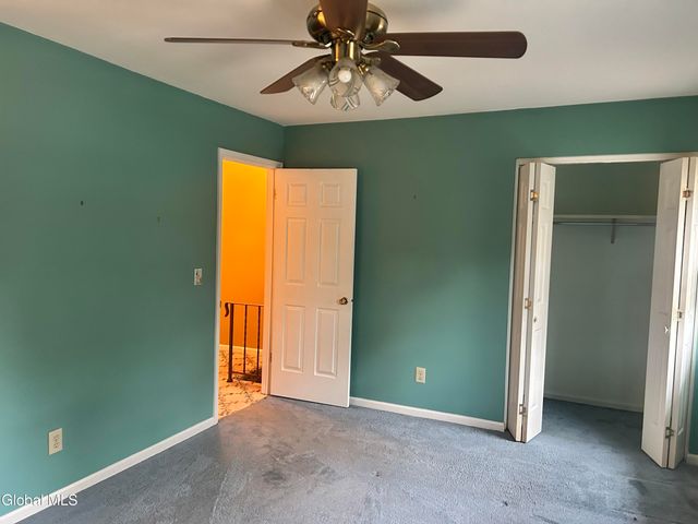 204 Point Of Woods Drive, Albany, NY 12203