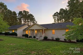 11501 Trails End Lane, Huntersville, NC 28078