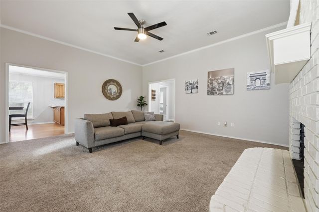 2004 Glen Creek Court, Arlington, TX 76015