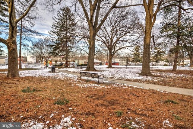 737 N RESERVOIR ST, Lancaster, PA 17602