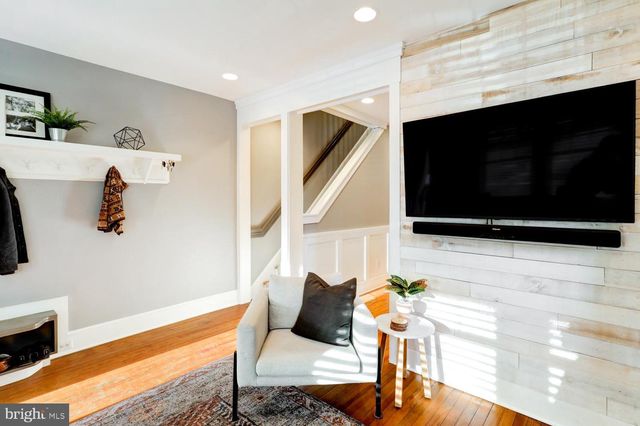 737 N RESERVOIR ST, Lancaster, PA 17602