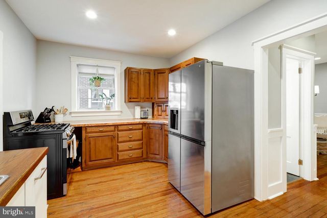 737 N RESERVOIR ST, Lancaster, PA 17602