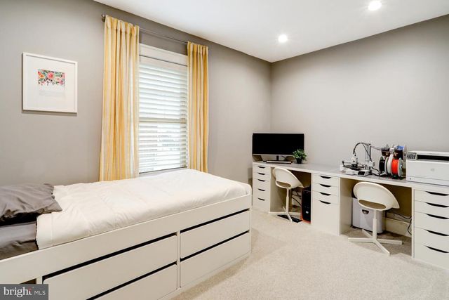 737 N RESERVOIR ST, Lancaster, PA 17602