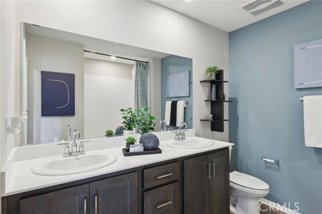 15513 April Dawn Way 5, Fontana, CA 92336