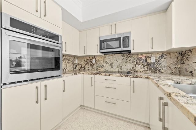 1430 NE 57th Court, Fort Lauderdale, FL 33334