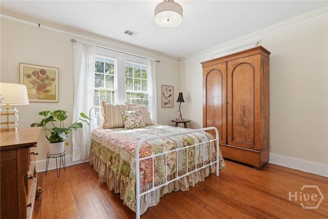 225 E 51st Street, Savannah, GA 31405