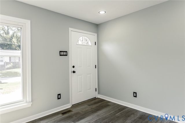 303 Knight Dr, Henrico, VA 23223
