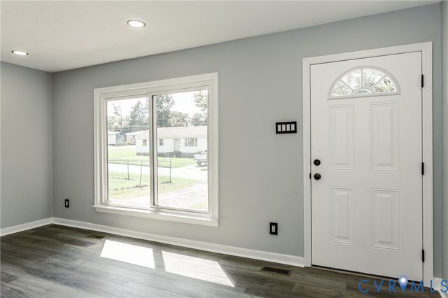 303 Knight Dr, Henrico, VA 23223