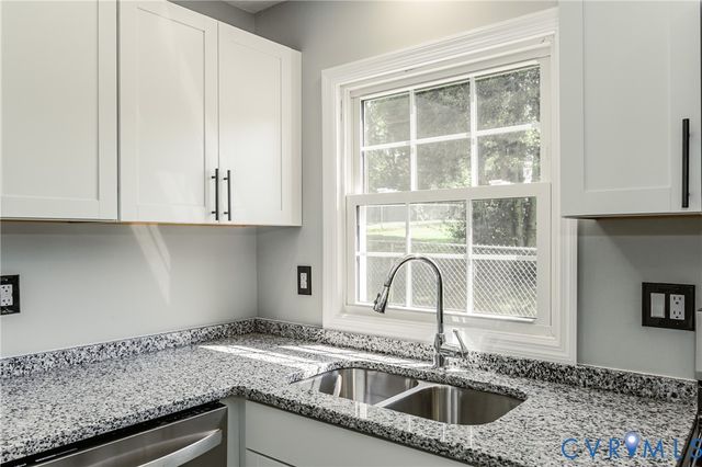 303 Knight Dr, Henrico, VA 23223