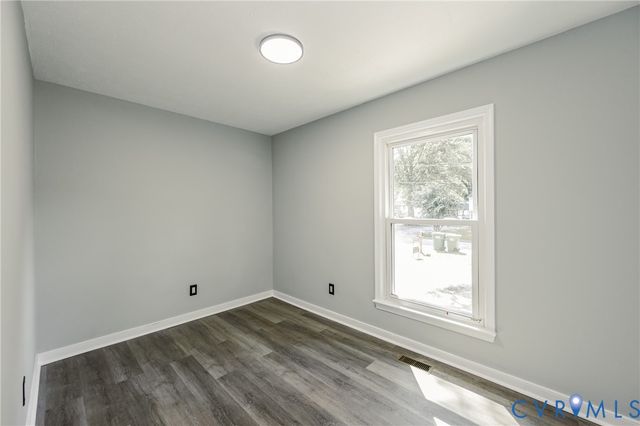 303 Knight Dr, Henrico, VA 23223