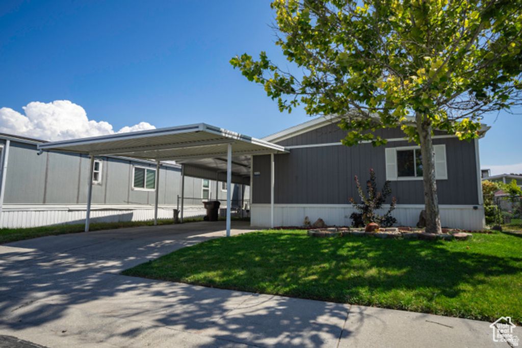 3303 S HANOVER PARK DR, West Valley City, UT 84119