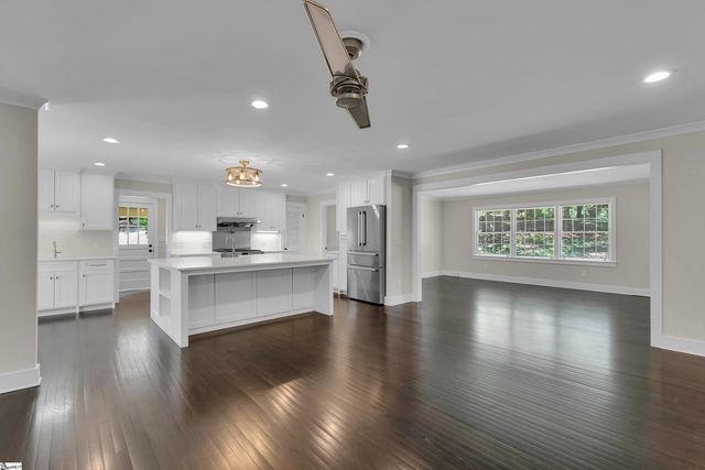 12 Compton Drive, Greenville, SC 29615