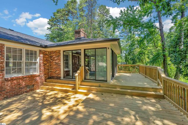 12 Compton Drive, Greenville, SC 29615
