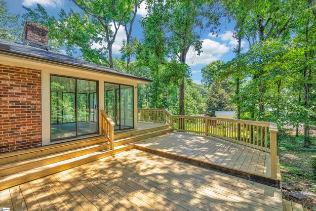 12 Compton Drive, Greenville, SC 29615