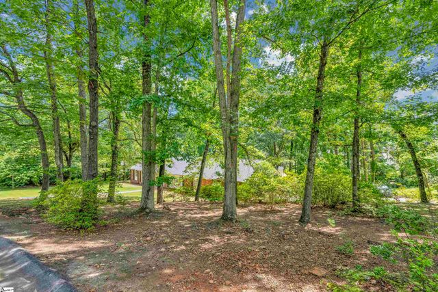 12 Compton Drive, Greenville, SC 29615