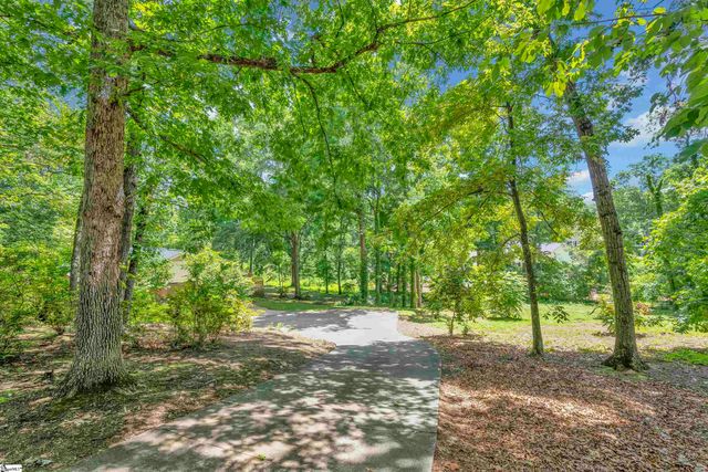 12 Compton Drive, Greenville, SC 29615