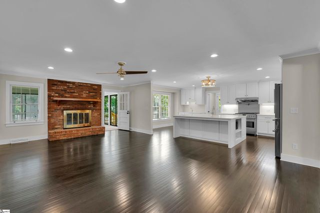 12 Compton Drive, Greenville, SC 29615