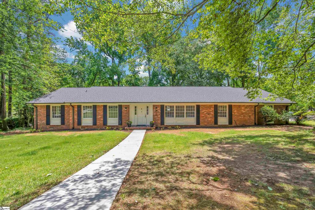12 Compton Drive, Greenville, SC 29615