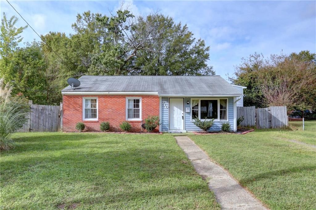210 Shawen DR, Hampton, VA 23669
