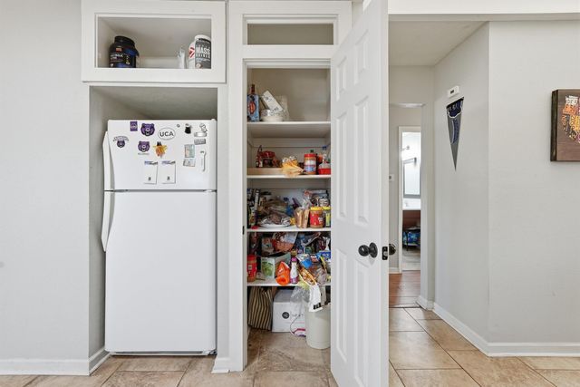 232 Mitchell St, Conway, AR 72034