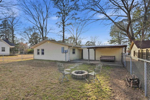 232 Mitchell St, Conway, AR 72034