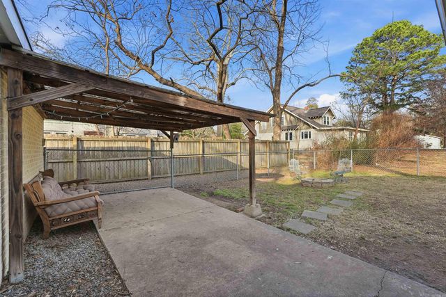 232 Mitchell St, Conway, AR 72034