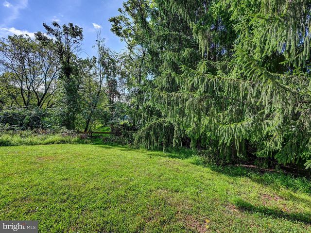 32 OLD CREEK CT, Owings Mills, MD 21117