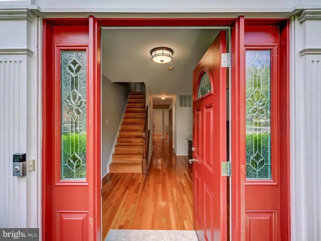32 OLD CREEK CT, Owings Mills, MD 21117