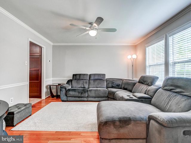 32 OLD CREEK CT, Owings Mills, MD 21117