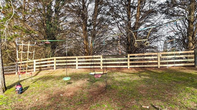 1010 Little River Way, Alpharetta, GA 30004