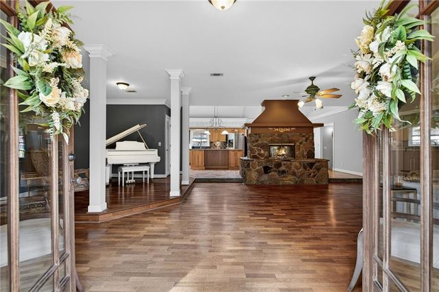 1010 Little River Way, Alpharetta, GA 30004