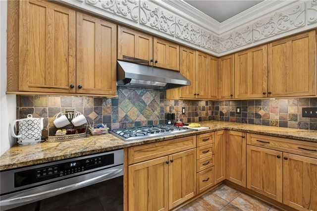 1010 Little River Way, Alpharetta, GA 30004