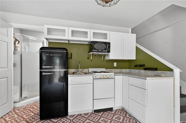 1010 Little River Way, Alpharetta, GA 30004