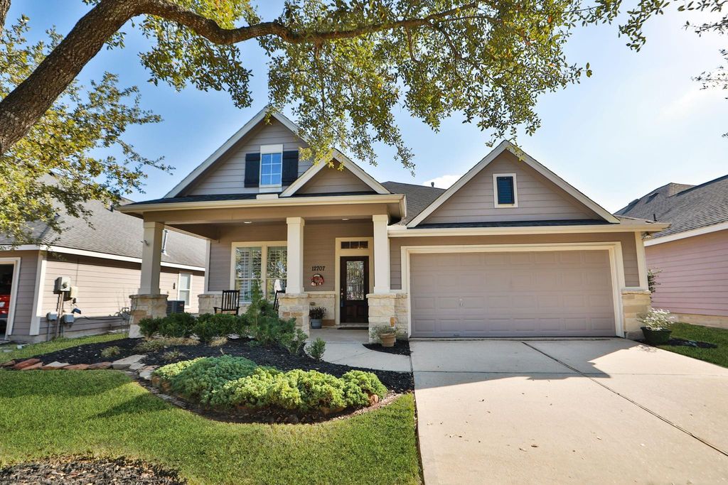 12707 Portales Pointe Lane, Tomball, TX 77377
