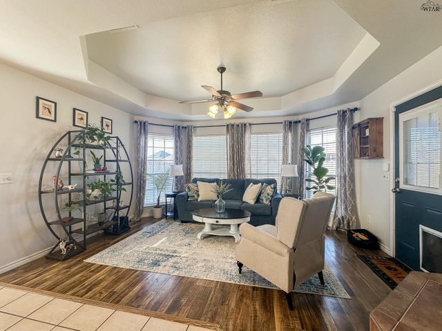 4806 PINEHURST DRIVE, Wichita Falls, TX 76310