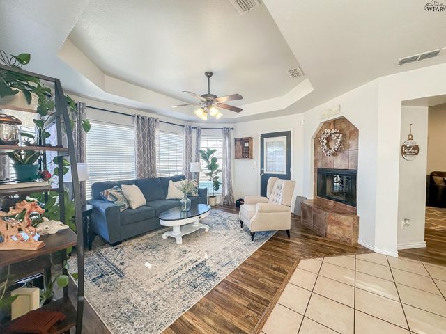 4806 PINEHURST DRIVE, Wichita Falls, TX 76310