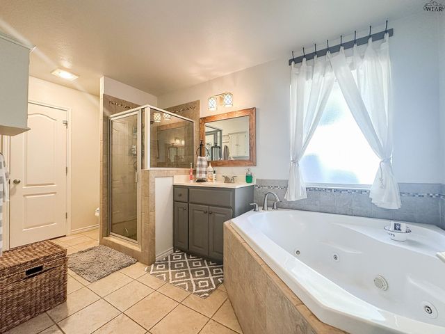 4806 PINEHURST DRIVE, Wichita Falls, TX 76310