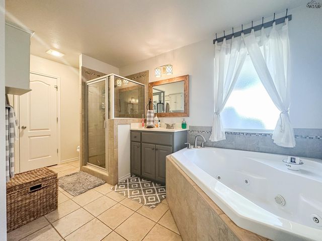 4806 PINEHURST DRIVE, Wichita Falls, TX 76310