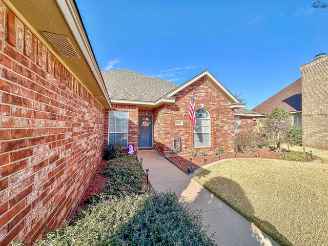 4806 PINEHURST DRIVE, Wichita Falls, TX 76310