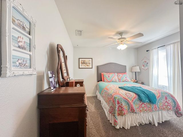 4806 PINEHURST DRIVE, Wichita Falls, TX 76310