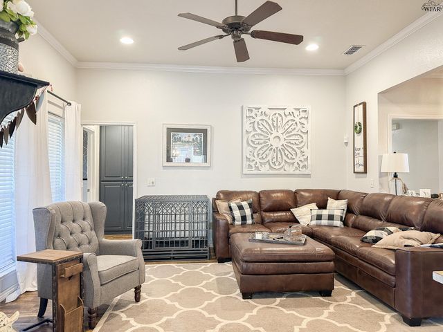 4806 PINEHURST DRIVE, Wichita Falls, TX 76310