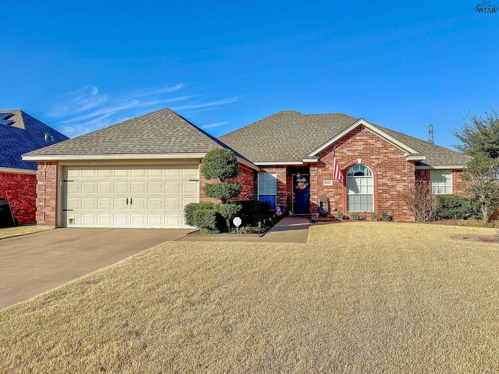 4806 PINEHURST DRIVE, Wichita Falls, TX 76310