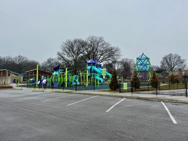 6102 W 67th Terrace, Overland Park, KS 66204