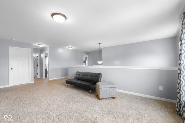 2015 Amur Court, Columbus, IN 47201