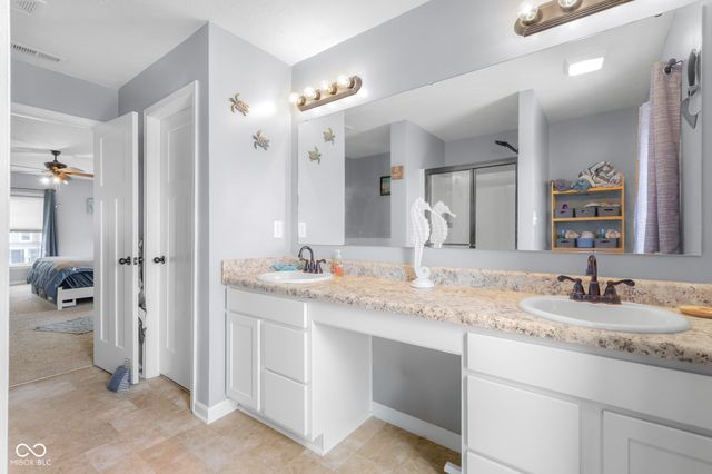 2015 Amur Court, Columbus, IN 47201