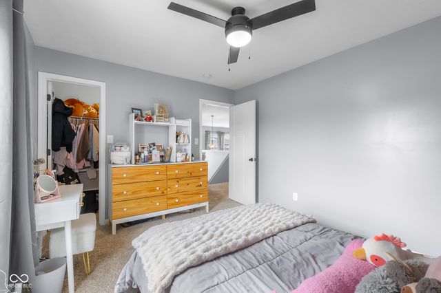 2015 Amur Court, Columbus, IN 47201